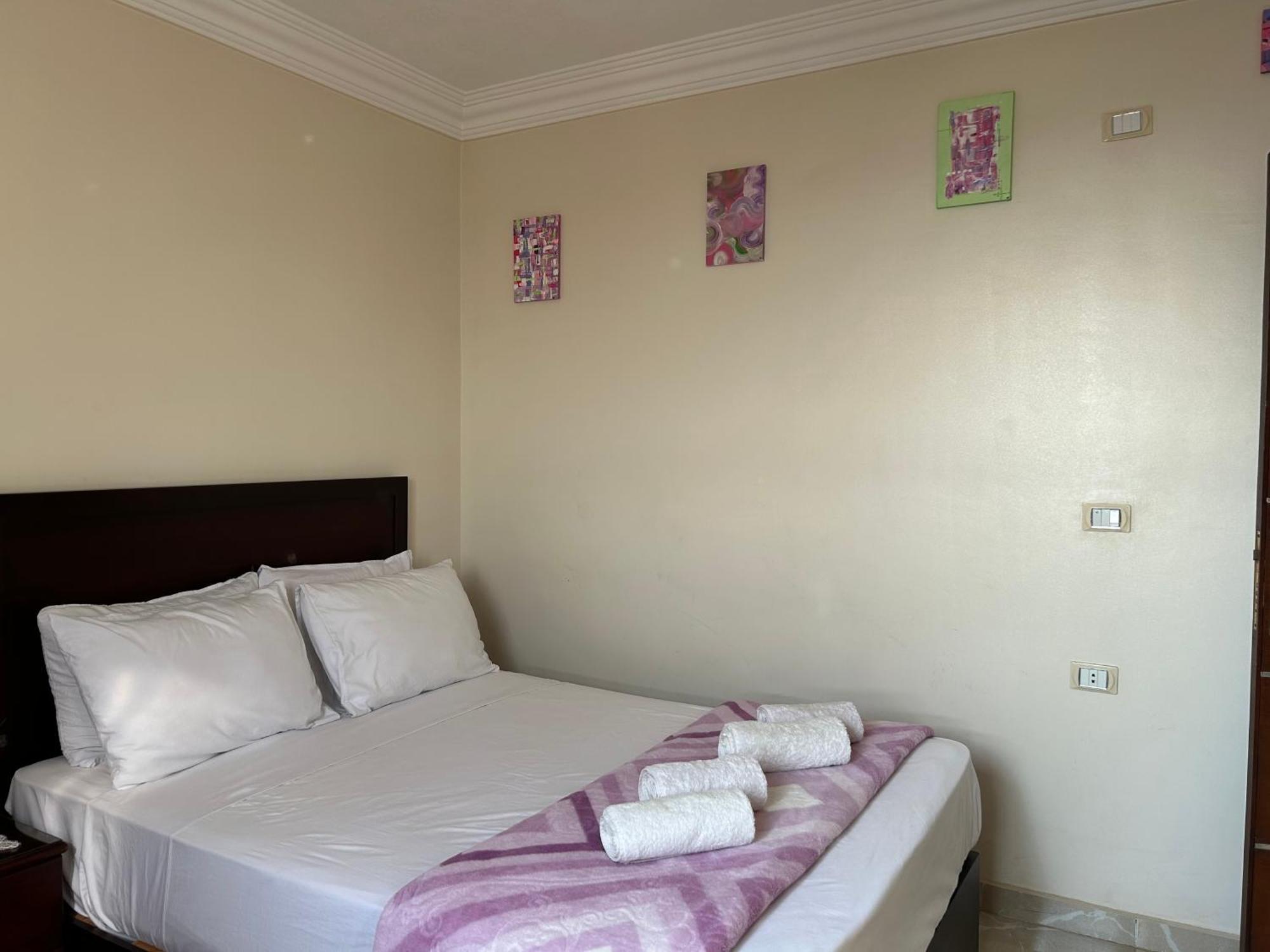 Isis Guest House Nazlet el-Sîsi エクステリア 写真